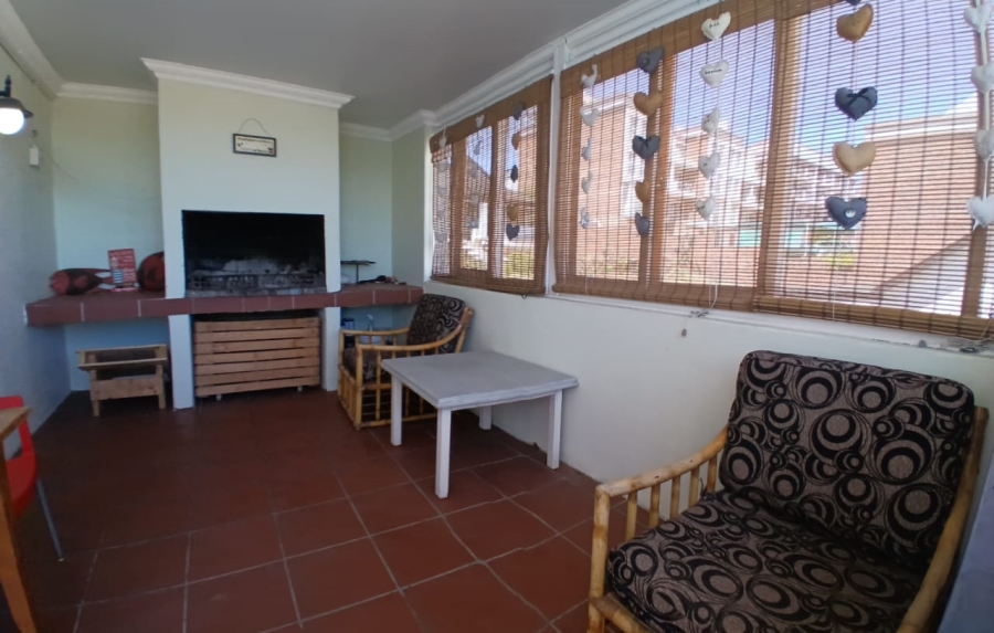 2 Bedroom Property for Sale in Mossel Bay Central Western Cape